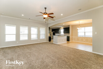 2425 Spring Meadows Dr in Denton, TX - Building Photo - Building Photo