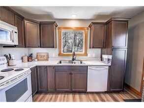 1314 10th St N in St. Cloud, MN - Building Photo - Building Photo