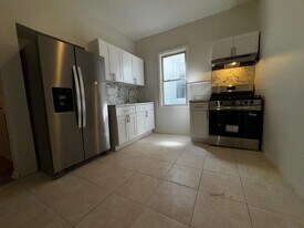 489 S 17th St in Newark, NJ - Building Photo