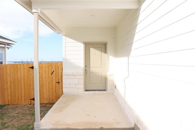 property at 515 Whirlaway Dr