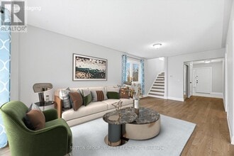 139 Genesee Dr in Oakville, ON - Building Photo - Building Photo