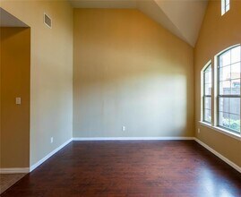 808 Lake Forest Trl in Little Elm, TX - Foto de edificio - Building Photo
