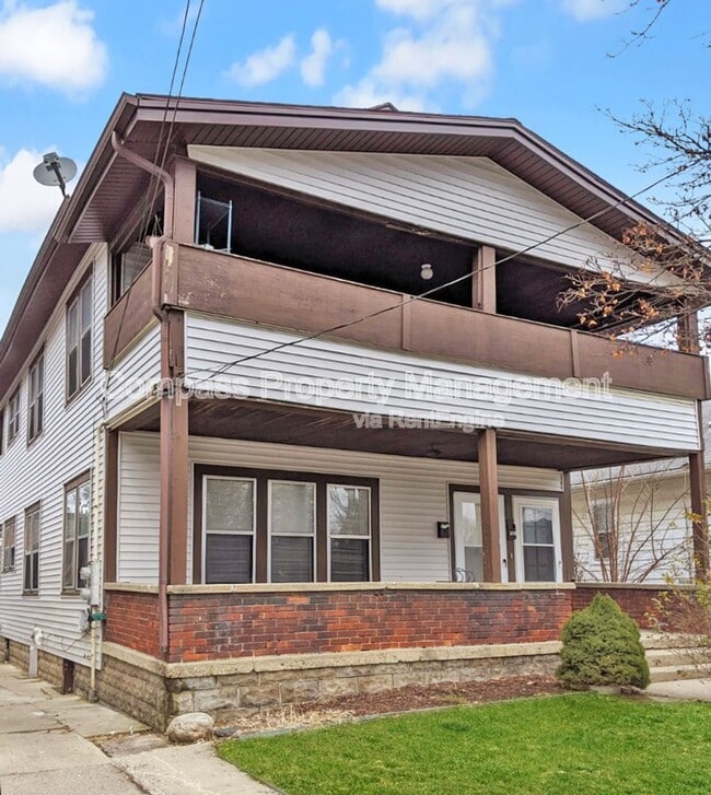 property at 705 Knapp St NE