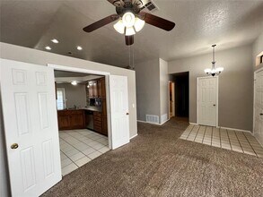 1713 Rocky Mountain Way in Edmond, OK - Building Photo - Building Photo