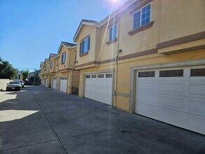 122 N Ave 23 in Los Angeles, CA - Building Photo - Building Photo