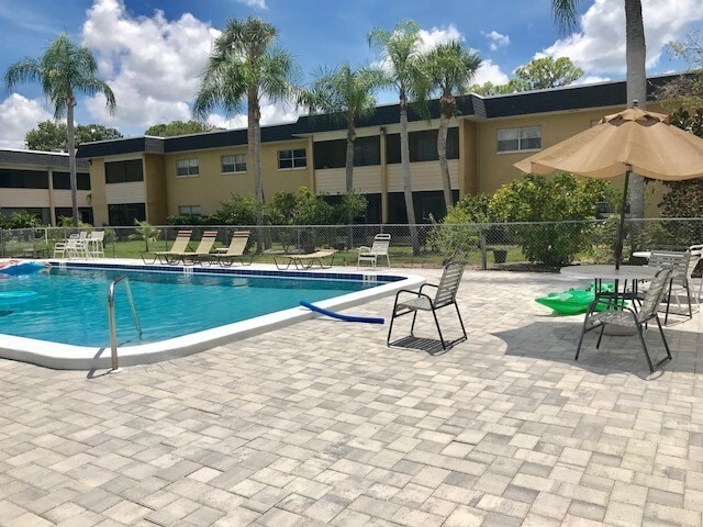 property at 5507 Fountain Lake Cir