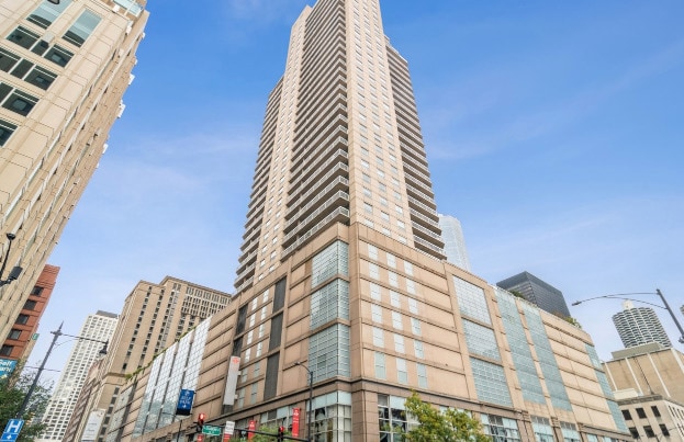 property at 545 N Dearborn St