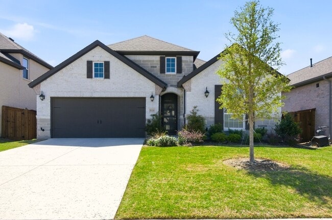 property at 910 Winter Cherry Ln