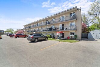 Timmins Apartments in Chatham-Kent, ON - Building Photo - Building Photo