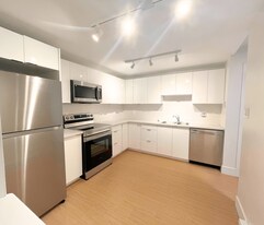 260 Wetmore Road in Fredericton, NB - Building Photo