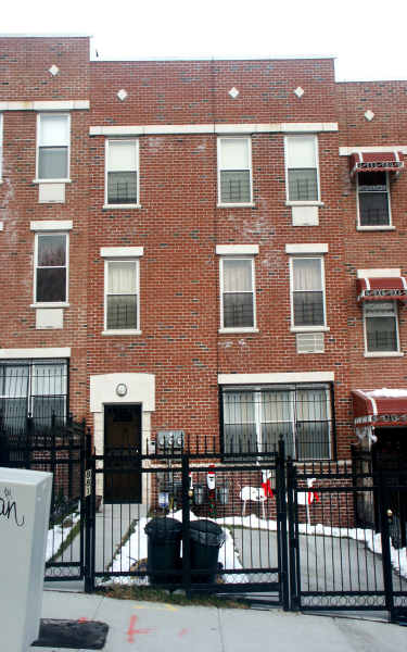 881 Fairmount Pl in Bronx, NY - Foto de edificio