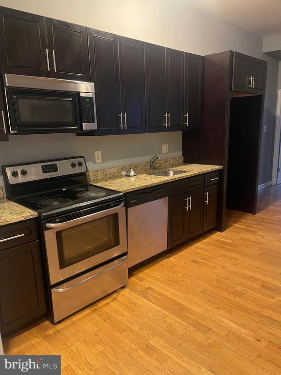 2223 N Park Ave in Philadelphia, PA - Building Photo - Building Photo
