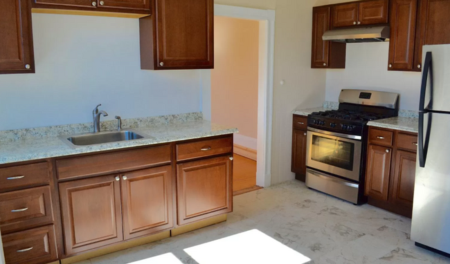 280 Brookline St, Unit 4R in Cambridge, MA - Building Photo - Building Photo