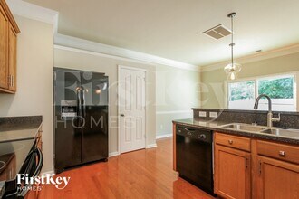 1046 Mearn Rd in Charlotte, NC - Building Photo - Building Photo