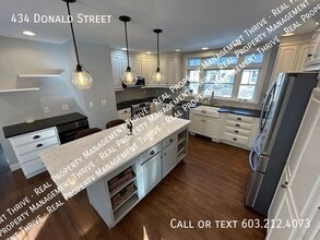 434 Donald St in Bedford, NH - Building Photo - Building Photo