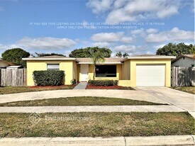 225 NW 78th Terrace in Margate, FL - Building Photo