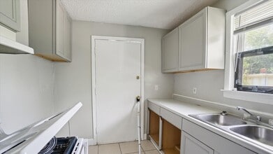 1815 Whitner St in Jacksonville, FL - Building Photo - Building Photo