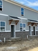 Saltwell Springs in Shepherdsville, KY - Building Photo