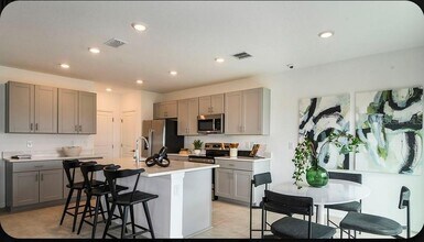 361 Wayland Dr in Haines City, FL - Building Photo - Building Photo