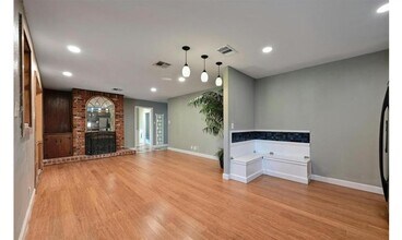 2509 Little John Ln in Austin, TX - Building Photo - Building Photo