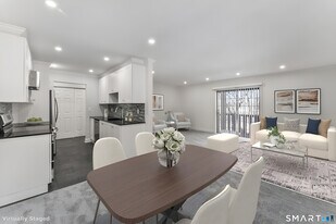 50 Aiken St in Norwalk, CT - Building Photo