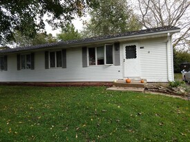 1779 New St in Union Grove, WI - Building Photo