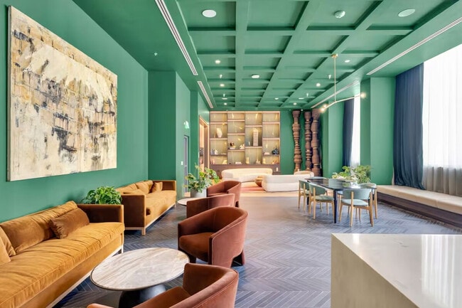 698 N Miami Ave in Miami, FL - Building Photo - Building Photo