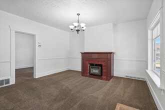 90 W 200 S in Logan, UT - Building Photo - Building Photo