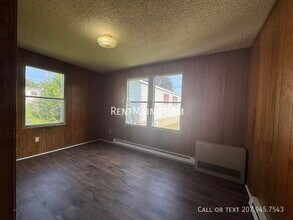 8 Goodwin Lp in Dover Foxcroft, ME - Building Photo - Building Photo