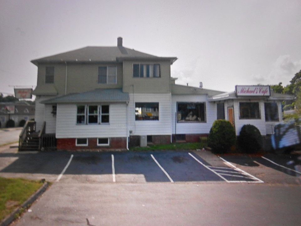 529 Main St in East Haven, CT - Building Photo