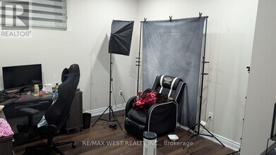 65 Port Royal Ave in Vaughan, ON - Building Photo - Building Photo