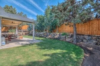 2261 NE Jackson Ave in Bend, OR - Building Photo - Building Photo
