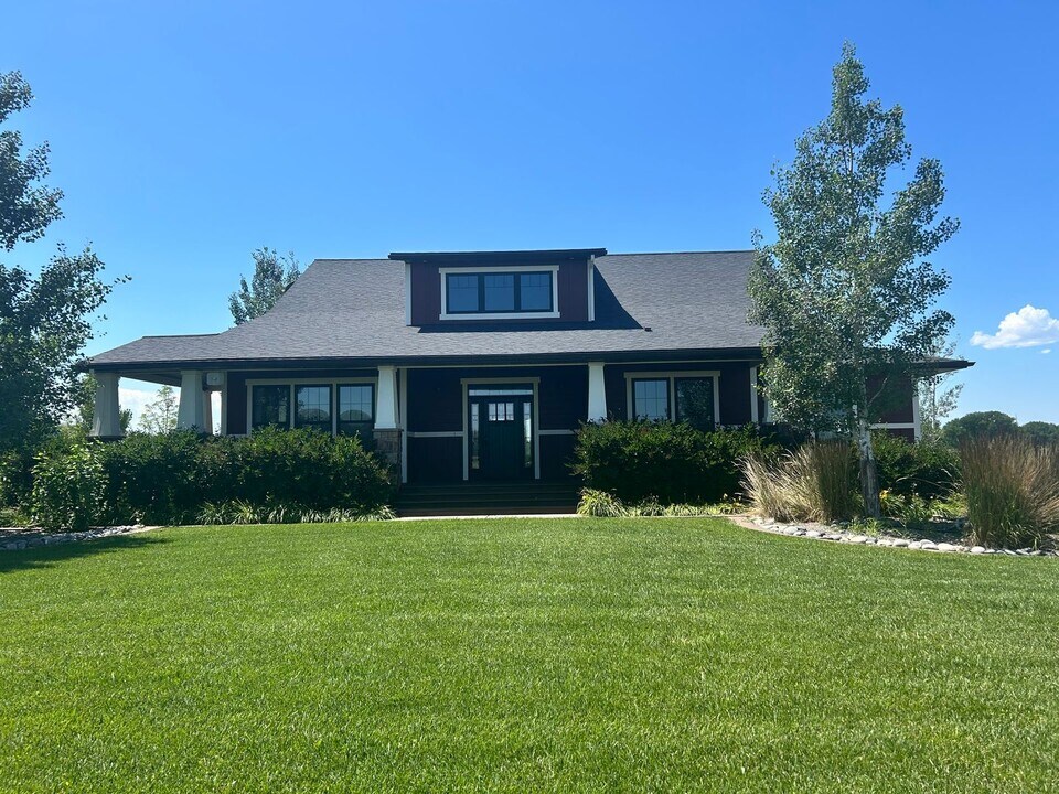 3904 Retreat Dr in Laurel, MT - Building Photo