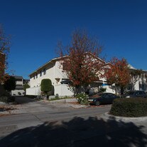 191 W Elmwood Ave in Burbank, CA - Building Photo