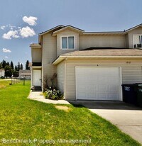 1812 E Coeur D Alene Ave