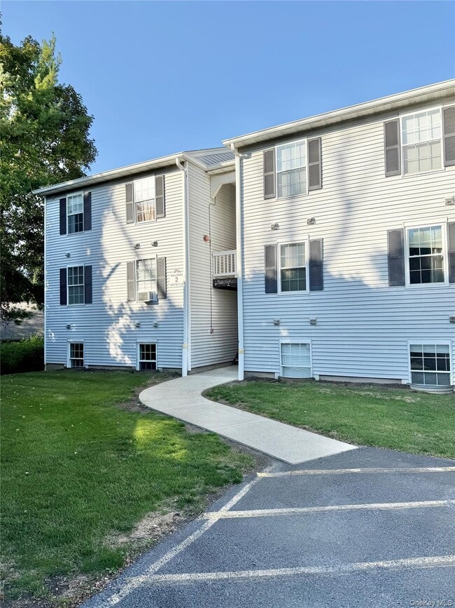 property at 2 Lexington Hills Rd