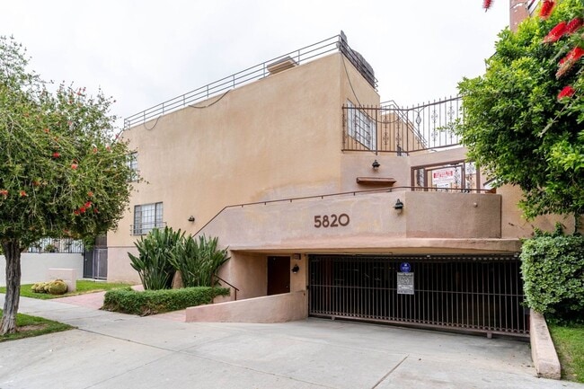 property at 5820 Yolanda Ave