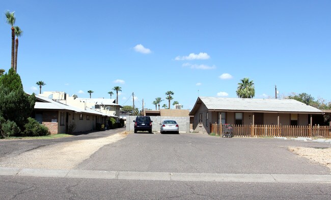 4332 N 27th St in Phoenix, AZ - Building Photo - Building Photo