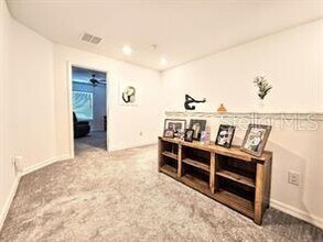 32105 Powderpuff Mimosa Dr in San Antonio, FL - Building Photo - Building Photo