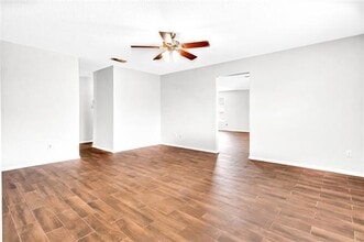 6000 Maple Springs Dr in Arlington, TX - Building Photo - Building Photo