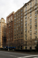 Park Avenue Apartments in New York, NY - Building Photo - Building Photo