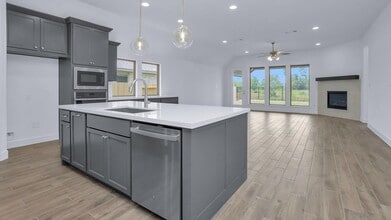 1132 Beals Crk St in Conroe, TX - Building Photo - Building Photo