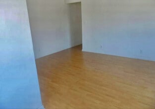 1331 Pinetree Dr in Stockton, CA - Building Photo - Building Photo