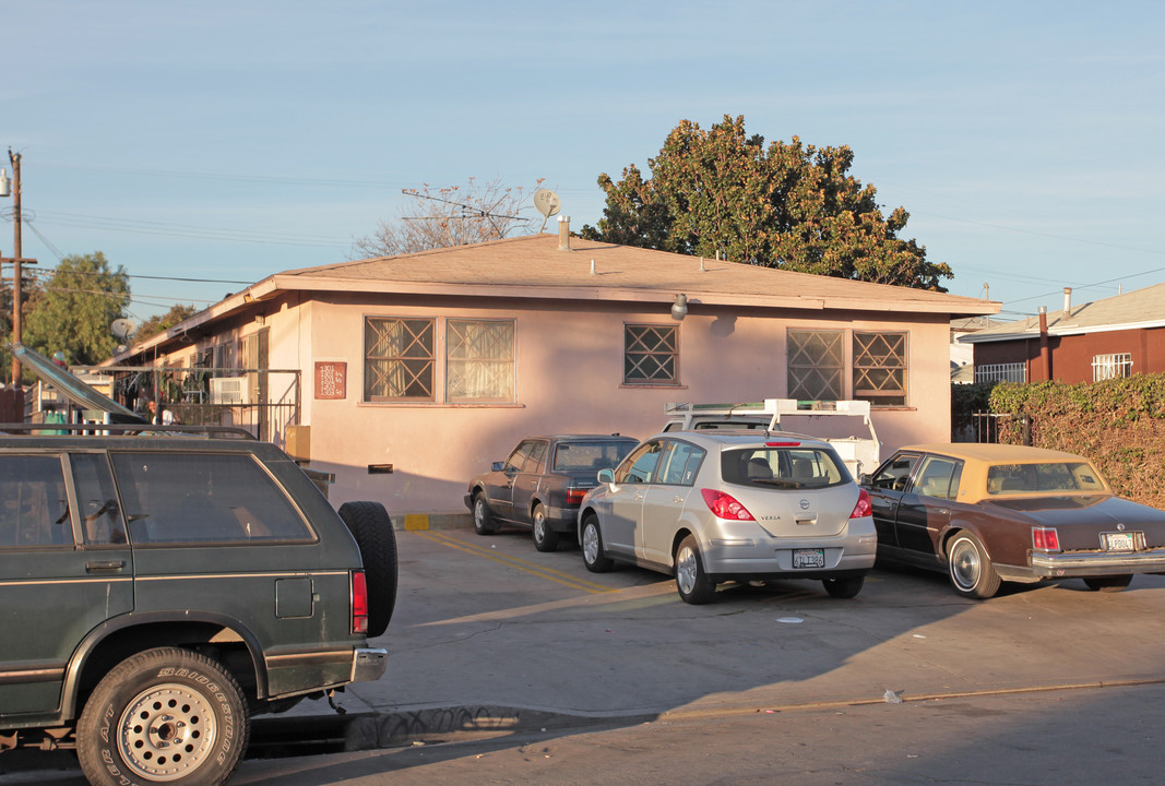 1301-1303 1/2 E. 83rd St. in Los Angeles, CA - Building Photo