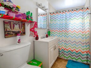 500 Junipero Ave. in Long Beach, CA - Foto de edificio - Building Photo