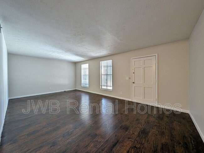 851 Bert Rd in Jacksonville, FL - Building Photo - Building Photo