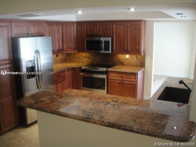 13410 NW 8th Ct in Sunrise, FL - Building Photo - Building Photo