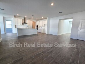 18489 Serene Lk Lp in Lutz, FL - Building Photo - Building Photo