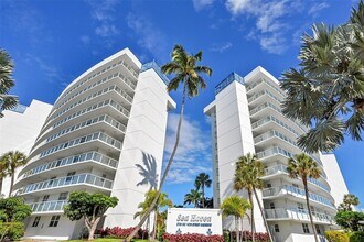2731 NE 14th Street Causeway, Unit 421 in Pompano Beach, FL - Foto de edificio - Building Photo