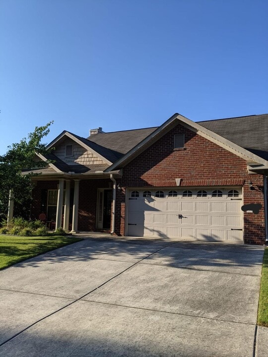 106 Chelsea Park in Madison, AL - Building Photo